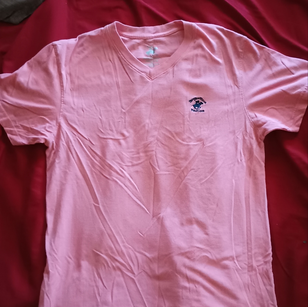 Medium pink v-neck Polo